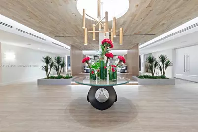 2301 Collins Ave #504, Miami Beach, FL 33139 - Photo 24