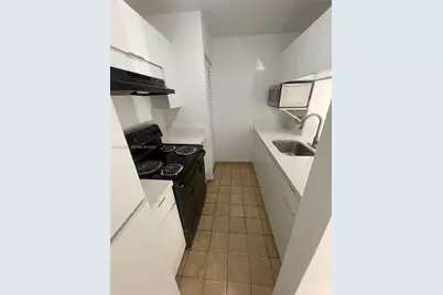 9700 Hammocks Blvd #204, Miami, FL 33196 - Photo 4