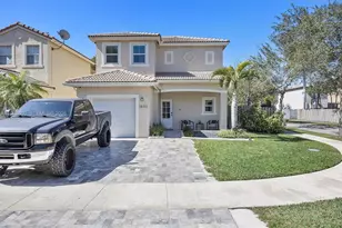 1602 SE 20th Rd, Homestead, FL 33035 - Photo 2