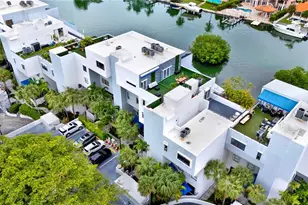 385 Poinciana Dr, Sunny Isles Beach, FL 33160 - Photo 42