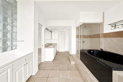 385 Poinciana Dr #1230, Sunny Isles Beach, FL 33160 - Photo 20