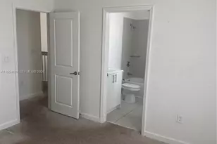 623 SE 13th St Cir, Homestead, FL 33034 - Photo 8