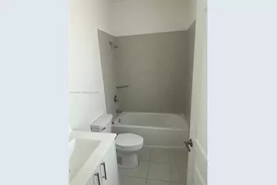 623 SE 13th St Cir, Homestead, FL 33034 - Photo 10