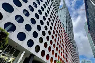 500 Brickell Ave, Miami, FL 33131 - Photo 12