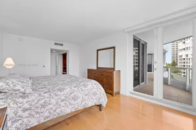 21055 Yacht Club Dr #802, Aventura, FL 33180 - Photo 22