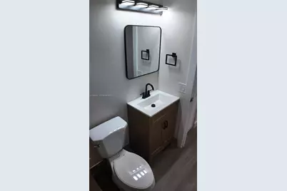 5400 W 21st Ct #104, Hialeah, FL 33016 - Photo 12