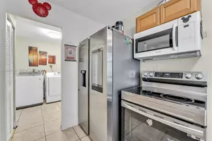 19137 NW 47th Ave, Miami Gardens, FL 33055 - Photo 8