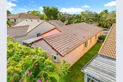 1536 Presidio Dr, Weston, FL 33327 - Photo 54