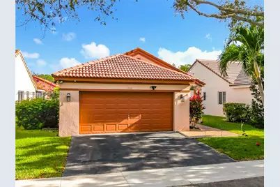 1536 Presidio Dr, Weston, FL 33327 - Photo 2