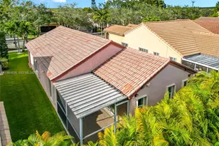 1536 Presidio Dr, Weston, FL 33327 - Photo 44