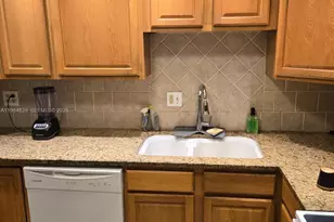 4156 Inverrary Dr, Lauderhill, FL 33319 - Photo 6