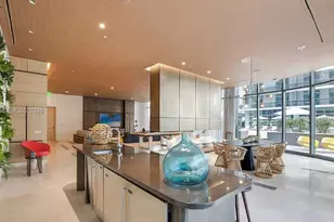 45 SW 9th St, Miami, FL 33130 - Photo 12