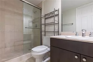 3370 NE 190th St, Aventura, FL 33180 - Photo 12