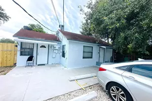 326 NW 96th St, Miami, FL 33150 - Photo 26