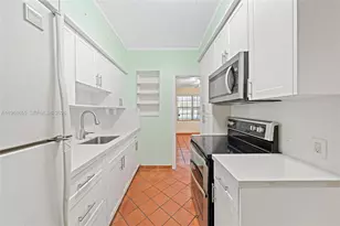 7110 SW 13th Terrace, Miami, FL 33144 - Photo 10