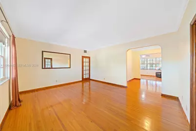 7110 SW 13th Ter, Miami, FL 33144 - Photo 6