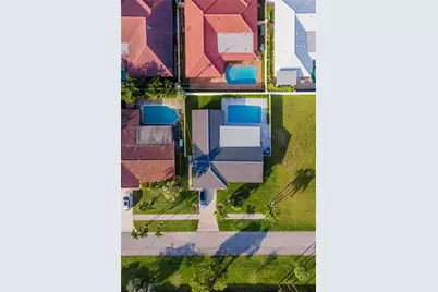 2415 NE 35th Dr, Fort Lauderdale, FL 33308 - Photo 48