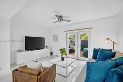 1953 NE 15th Ave, Fort Lauderdale, FL 33305 - Photo 10