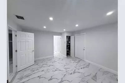 6829 SW 25th St, Miami, FL 33155 - Photo 6