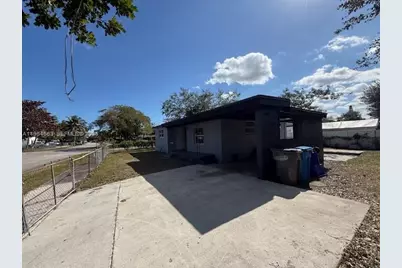 4600 SW 33rd Dr #4600, West Park, FL 33023 - Photo 2