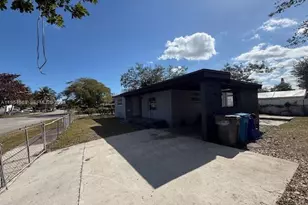 4600 SW 33rd Dr, West Park, FL 33023 - Photo 2