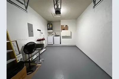 853 NW 131st Ave, Pembroke Pines, FL 33028 - Photo 28