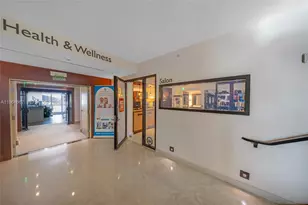 6801 Collins Ave, Miami Beach, FL 33141 - Photo 24