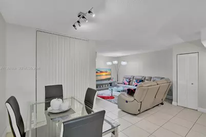 8365 SW 152nd Ave #C-212, Miami, FL 33193 - Photo 4