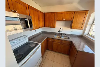 5491 W 24th Ave #39, Hialeah, FL 33016 - Photo 10