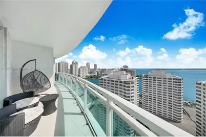 950 Brickell Bay Dr #2211, Miami, FL 33131 - Photo 1
