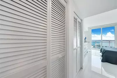 950 Brickell Bay Dr #2211, Miami, FL 33131 - Photo 14