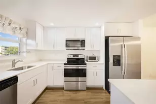 750 SE 6th Ave, Deerfield Beach, FL 33441 - Photo 1