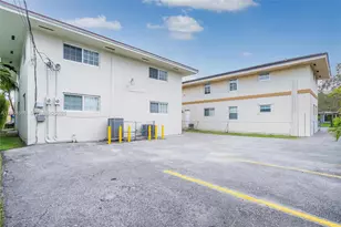 3609 S Le Jeune Rd, Coral Gables, FL 33134 - Photo 2