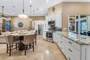 1306 Crossbill Ct, Weston, FL 33327 - Photo 6