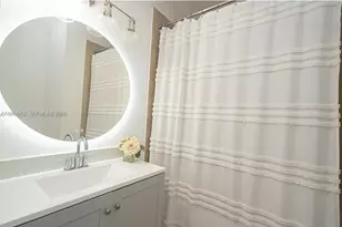 8760 NW 97th Ave, Doral, FL 33178 - Photo 10