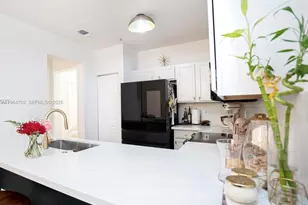 8760 NW 97th Ave, Doral, FL 33178 - Photo 6