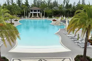 8760 NW 97th Ave, Doral, FL 33178 - Photo 14