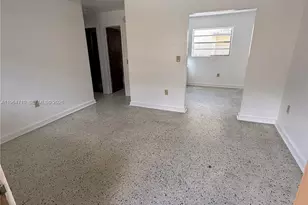 926 NW 5th St, Miami, FL 33128 - Photo 4