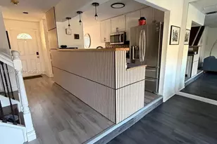 868 NW 81st Way, Plantation, FL 33324 - Photo 4