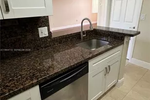 2860 N Oakland Forest Dr, Oakland Park, FL 33309 - Photo 8