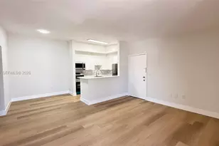 9705 Hammocks Blvd, Miami, FL 33196 - Photo 4