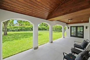 321 SW 1st Ave, Boynton Beach, FL 33435 - Photo 10