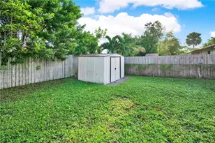 2771 NW 8th St, Pompano Beach, FL 33069 - Photo 22