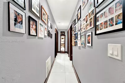 2771 NW 8th St, Pompano Beach, FL 33069 - Photo 12