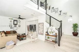 11660 SW 13th Ct, Pembroke Pines, FL 33025 - Photo 2