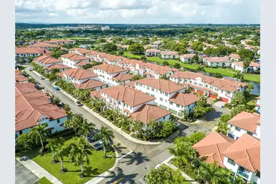 11660 SW 13th Ct, Pembroke Pines, FL 33025 - Photo 50