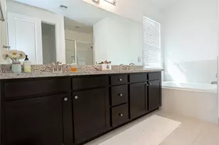 11660 SW 13th Ct, Pembroke Pines, FL 33025 - Photo 26