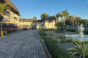 8475 SW 94th St, Miami, FL 33156 - Photo 22