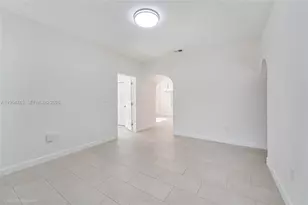 1139 NW 37th St, Miami, FL 33127 - Photo 6