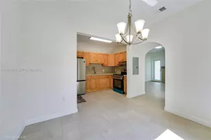 1139 NW 37th St, Miami, FL 33127 - Photo 8